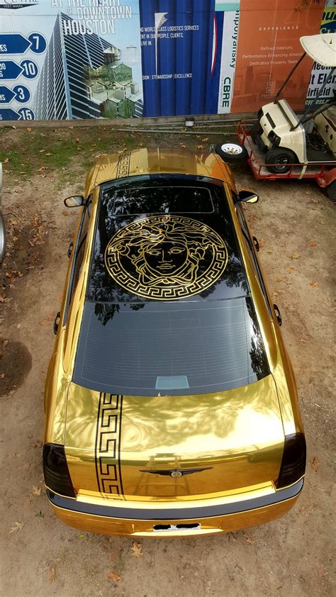 luxus modehaus versace|versace car.